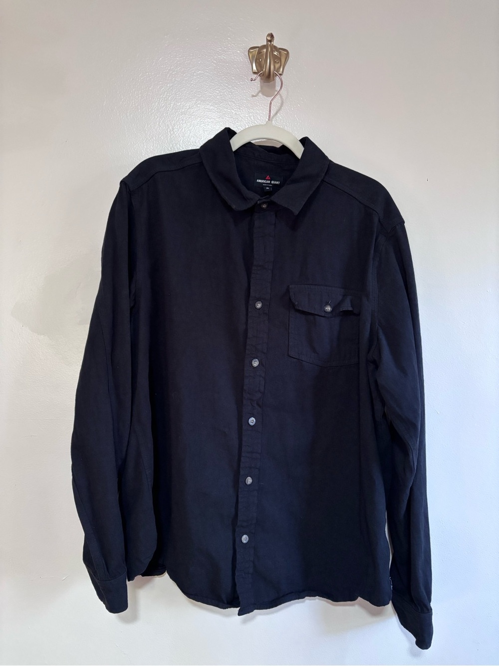 American Giant Men’s Long-Sleeve Button Down Heavyweight 100% Cotton Shirt XL